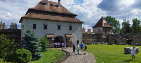 cikk_utibeszamolo_HAT_23_716_719_SZTE_Juhasz_Gyula_Gyakorlo_20242_html_33a737d07c5ddb65